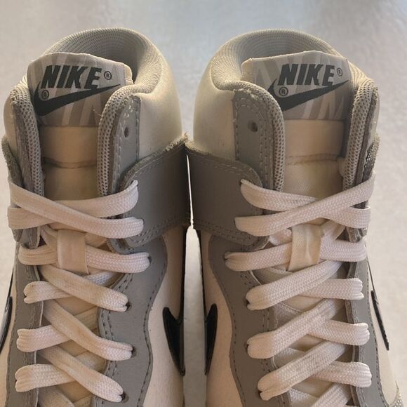 NIKE Women’s Dunk Sky High Hidden Wedge Gray White Leather Shoes # 528899-011  5 - Picture 9 of 9